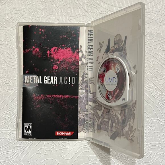 Metal Gear Acid for Sony PSP CiB - Picture 2 of 5